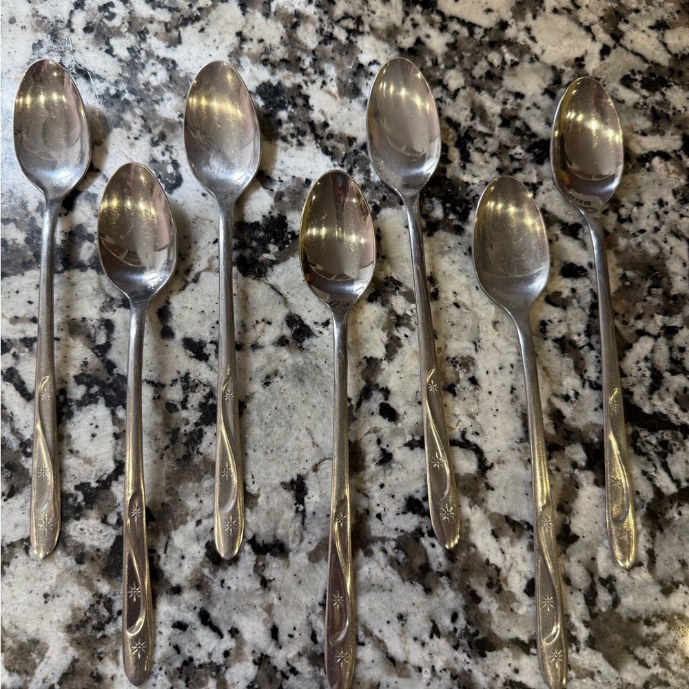 Vintage Americana Star iced tea spoon set by Oneida, stainless steel